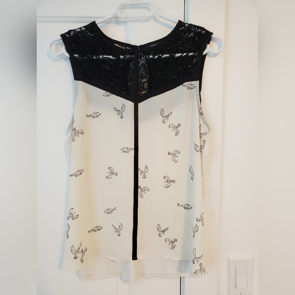 🌟3 for $25-Sleeveless bird pattern top